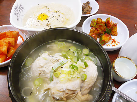 明洞参鶏湯
